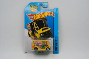 2014 Hot Wheels BREAD BOX HW City 7/250 New HW Paint Co. Mattel F4 - Picture 1 of 4