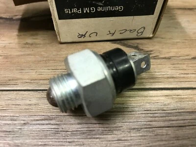 1973 1974 CHEVROLET VEGA GT MONZA NOS GM MANUAL TRANS BACK UP SWITCH 3938481 - Image 1 of 2