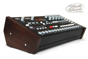 Ständer für Elektron Analog Four, -Rytm, Octatrack. Seiten - Meranti/Palisander - Bild 1 von 9