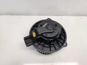 2012-13 Hyundai Tucson Front Blower Motor - Manual Temp Control - Picture 1 of 14