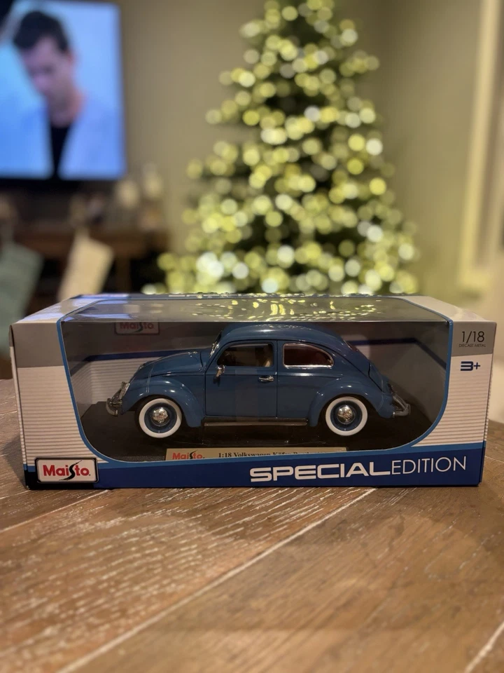 Maisto 1955 Volkswagen Beetle | Blue 1:18 | Free Shipping!! - Image 1 of 1