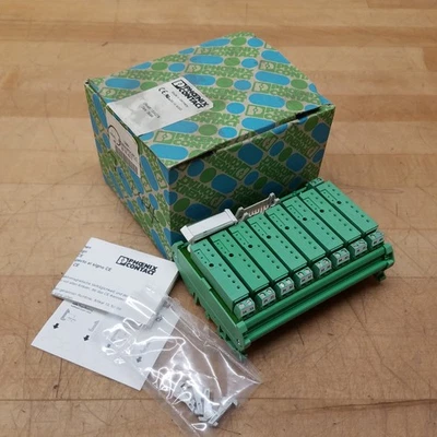 Módulo Varioface Phoenix Contact UMK-8 OM/AMSC/PLC, 30-14 AWG, CH-NR 1648186 Foto 1 de 3