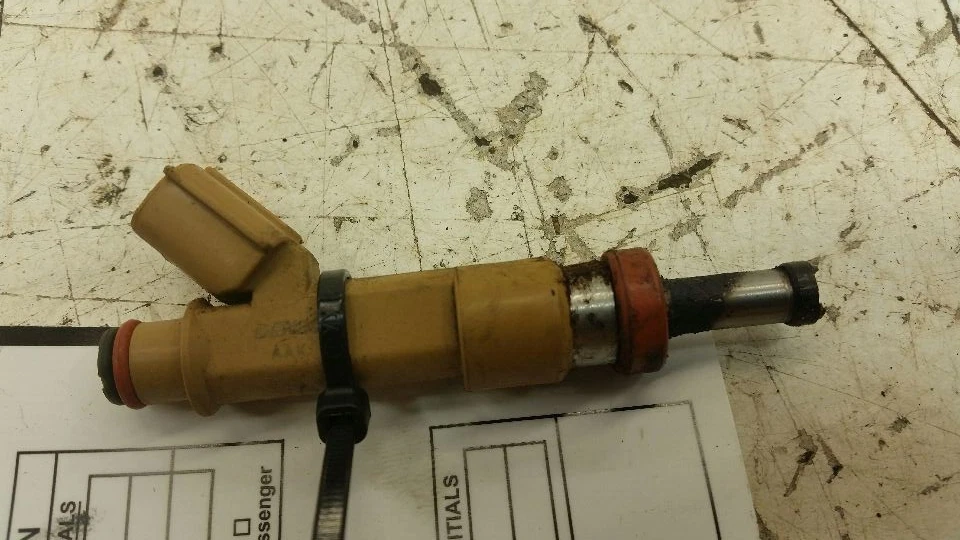 Fuel Injection Injector Fits 09-14 SCION XD - Image 1 of 1