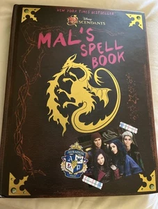 Descendants: Mal's Spell Book Hardcover Disney Bücher - Bild 1 von 2