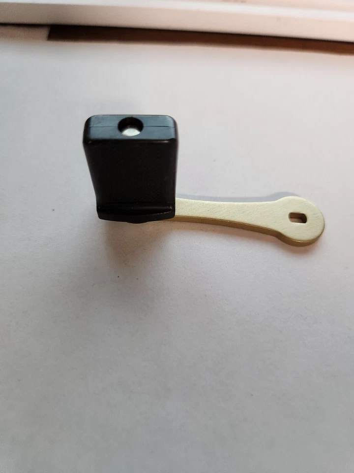 New old stock Shakespeare Spincasting SK9 fishing Reel handle - Image 1 of 1