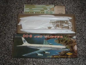 OLD AURORA PAN AMERICAN  AIRLINES DOUGLAS DC-8 UNBUILT PLASTIC MODEL KIT 386:249 - Picture 1 of 3