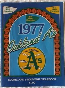 40% DE DESCUENTO 1977 3 veces campeón mundial Oakland atletismo anuario, ¡excelente estado! - Imagen 1 de 1