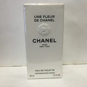 Une Fleur De Chanel Eau de Toilette Spray 1,2 Unzen - Bild 1 von 2