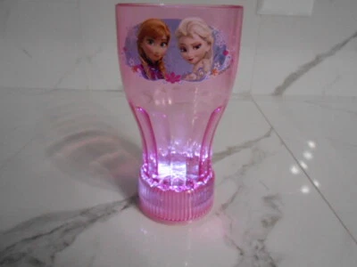 Disney Light-Up Frozen Piscando Copo/Copo de Vidro-Elsa/Anna NOVO! ROSA 6" de altura - Imagem 1 de 4