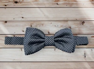 HUGO BOSS Mens Navy Blue Silk Polka Dot Spot Bow Tie | Size 14"-18½" | BOXED - Picture 1 of 2