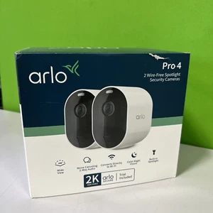 Arlo Pro 4 Draht Spotlight Überwachungskamera - VMC4250P100NAS - weiß - Bild 1 von 2