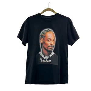 Snoop Dogg Graphic T-Shirt Dogg Supply Black Short Sleeve S Portrait Rapper Tee - Picture 1 of 6