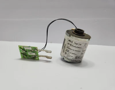MERLIN GERIN 685 661 MX-A SHUNT TRIP XF-E CLOSING RELEASE MP BREAKER ACCESSORY - Image 1 of 4