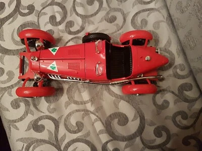 Modelauto  Alfa Romeo 2300 Skala1:18 Rot - Bild 1 von 4