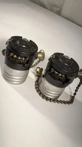 Two vintage pull chain bulb sockets Leviton Lamp Light Part K - Picture 1 of 8