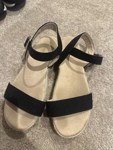 Old Navy Women's Black Gold Buckle Espadrille Sandals Size 8 EUC - Picture 1 of 8