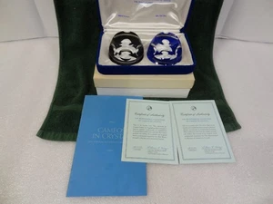 Vintage The Franklin Mint Cameos in Crystal Paper Weights w/ Certificate & Box J - Picture 1 of 14