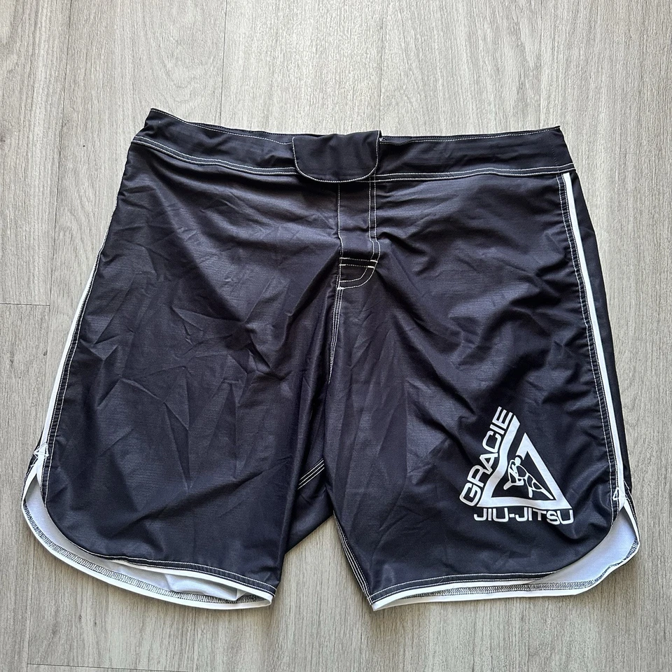 Pantalones Cortos de Lucha Ultraligeros Gracie Jiu-Jitsu Para Hombre Talla 38 Negro Cordón UFC Foto 1 de 4