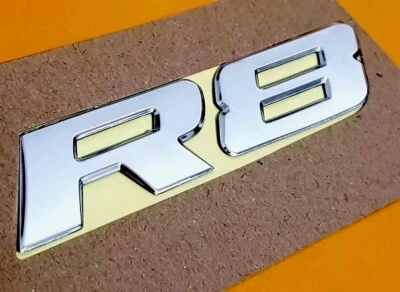 Хромированный значок HSV VY VZ R8 для Clubsport Maloo R8. - Изображение 1 из 3