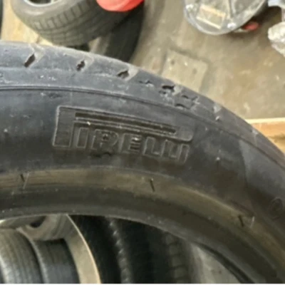 PIRELLI P ZERO 305/30/19 TIRE ccb3b438 - Image 1 of 4