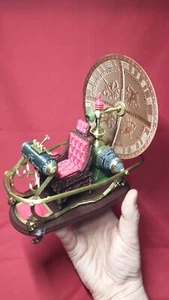 The Time Machine 1960 Scale Model Kit - Picture 1 of 13