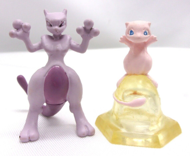 Pokémon Mewtwo Figure Tomy Japanese Toy Vintage Auldey New in Box Movie Red  Blue