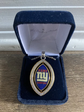 3 NFL NEW YORK GIANTS NY + EAR-NAMENTS SUPER BOWL STUD EARRINGS & NECKLACE LOT Cover