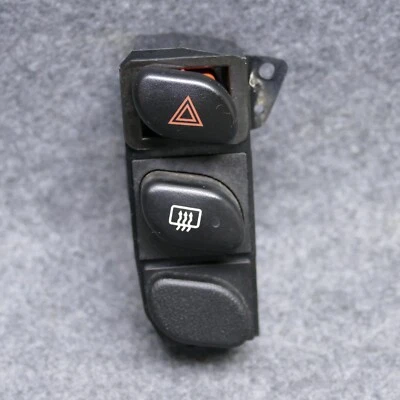 Chrysler Sebring 1996-2000 cupé peligro y descongelación trasera interruptor control OEM N622 Foto 1 de 3