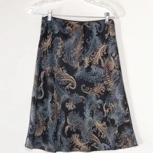 Dressbarn Black Paisley Elastic Waist Pull On Skirt Medium - Picture 1 of 3
