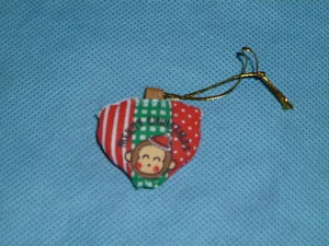 Sanrio MONKICHI AFFE TRINKET ORNAMENT WEIHNACHTSKISSEN Vintage '92 '95 NEU - Bild 1 von 2