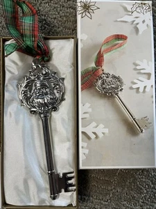Pier 1 Chiave Babbo Natale No Camino 6" Ornamento Fuori Produzione - Foto 1 di 9