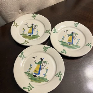 Antike französische Fayence Breton Mann Teller handbemalt 7 1/4" 3er Set - Bild 1 von 8