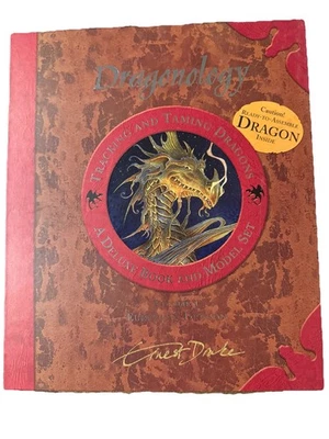 Dragonology : Tracking and Taming Dragons by Ernest Drake  Deluxe (ologies) Foto 1 de 4