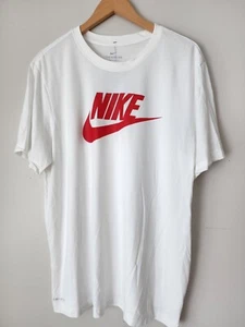 Nike Dry Icon Futura T-Shirt Größe XLarge DR0564-100 Neu mit Etikett Rot - Bild 1 von 2