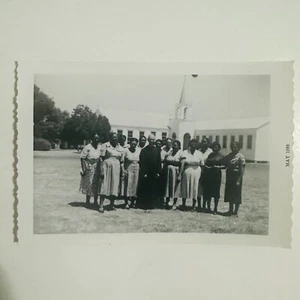 1960 Photo African American Ladies And Priest Front Of Catholic Church Louisiana - Picture 1 of 5