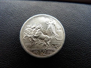 Italia 1916 TOP moneda de plata 2 liras rey Vittorio Emanuele III (caballos) - Imagen 1 de 4