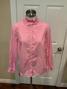 J. Camisa Crew Rosa y Blanco Rayas Abotonada con Cuello y Puños con Volantes, Talla S - Imagen 1 de 6
