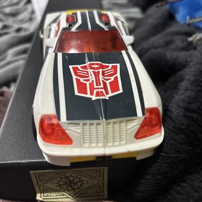 Transformers Universe Deluxe Action Figure Downshift - Image 1 of 4