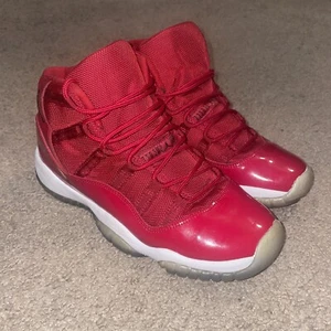 Nike Air Jordan 11 Retro 'Win Like 96' Rojo Blanco 378038-623 Talla 7Y - Imagen 1 de 9