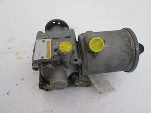 Mercedes Benz W202 C-Klasse Servop. Lenkhelfpumpe A2104660001 A2104661301 - Picture 1 of 2