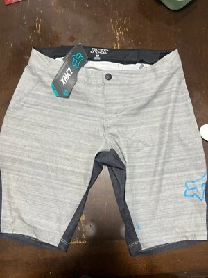 Fox Preformance Pantalones Cortos Mujer, Nuevos Nunca Usados. Talla mediana. Foto 1 de 3