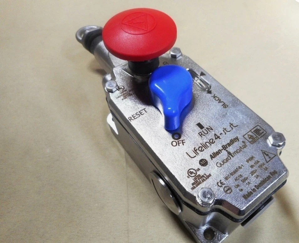 Allen Bradley 440E-L22BNST cable pull switch 440EL22BNST NEW IN BOX US - Image 1 of 3