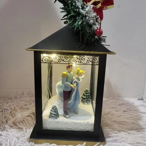 The Bradford Exchange Disney Magic of the Season centrotavola Cenerentola Dream 9" - Foto 1 di 6