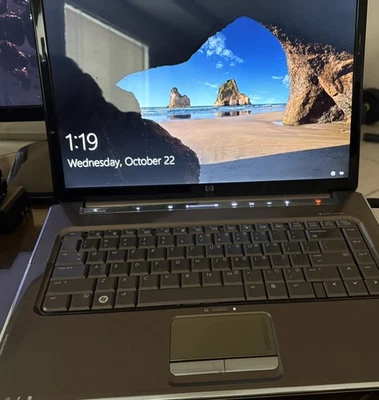 HP Pavilion 15" DV5-1235dx Intel Core 2 Duo 2 Ghz Foto 1 de 4