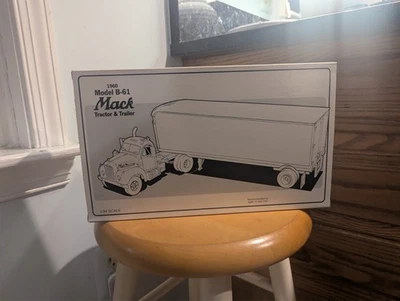 FIRST GEAR 1960 Modle B-61 Mack Tractor and Trailer Scale 1/34  - Image 1 of 3