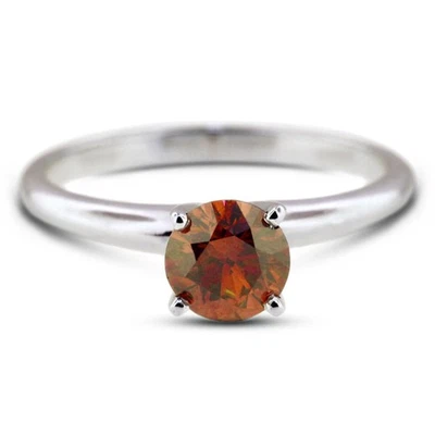 Anillo de compromiso solitario clásico de 14 k con diamantes naturales redondos SI1 rojo de 0,79 quilates Foto 1 de 4