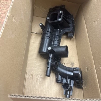 For Hyundai Santa Fe 2010-2017 Dorman 902-5914 Engine Coolant Thermostat Housing Foto 1 de 2