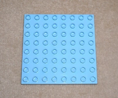 LEGO DUPLO BLUE BUILDING PLATE BASEPLATE 8x8 STUD - SPARE PART NUMBER 51262 - image 1 of 3