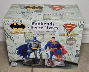 RARE DC Comics Superman VS Batman Bookends Monogram Polyresin Figures NEW IN BOX - Bild 1 von 3
