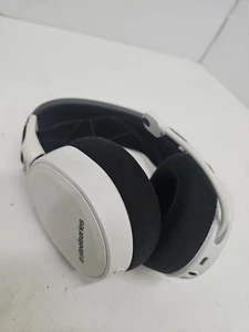 Casque gaming stéréo SteelSeries Arctis pour PC, PS5, PS4, Xbox - Photo 1/8